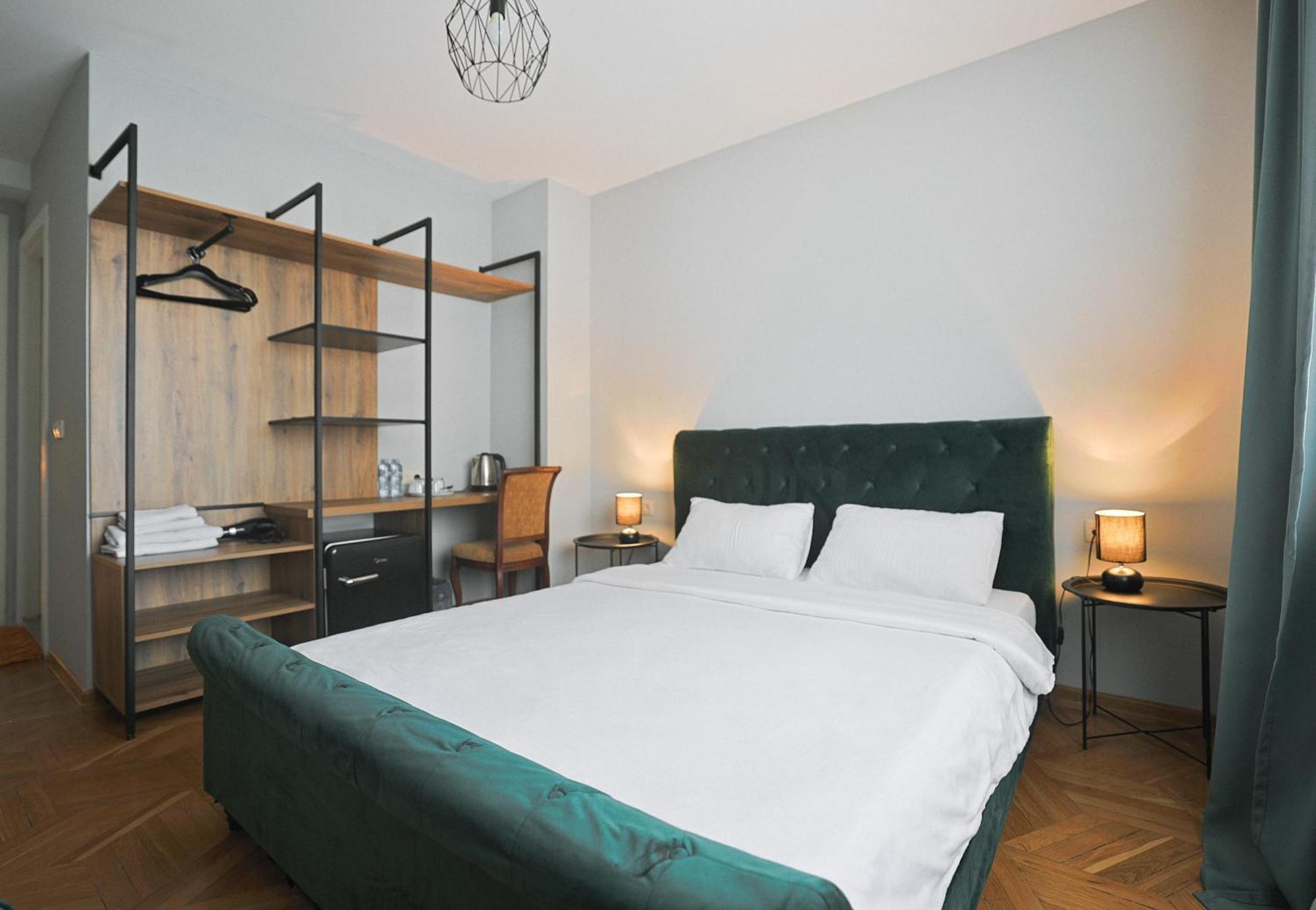 Hotel White House Tbilisi Eksteriør billede